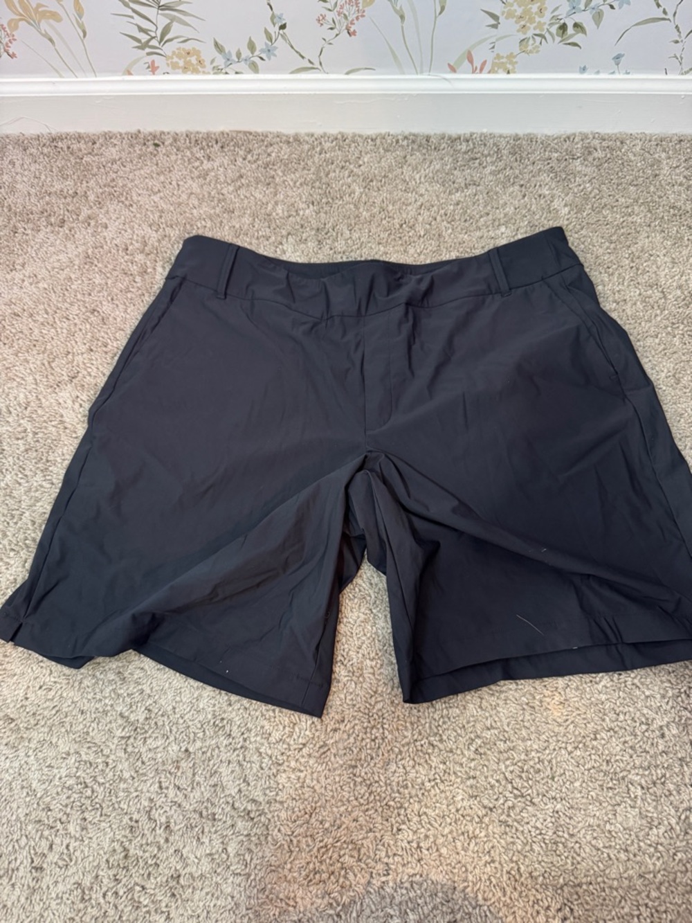 SPANX Women’s Black Flat-Front Performance Shorts